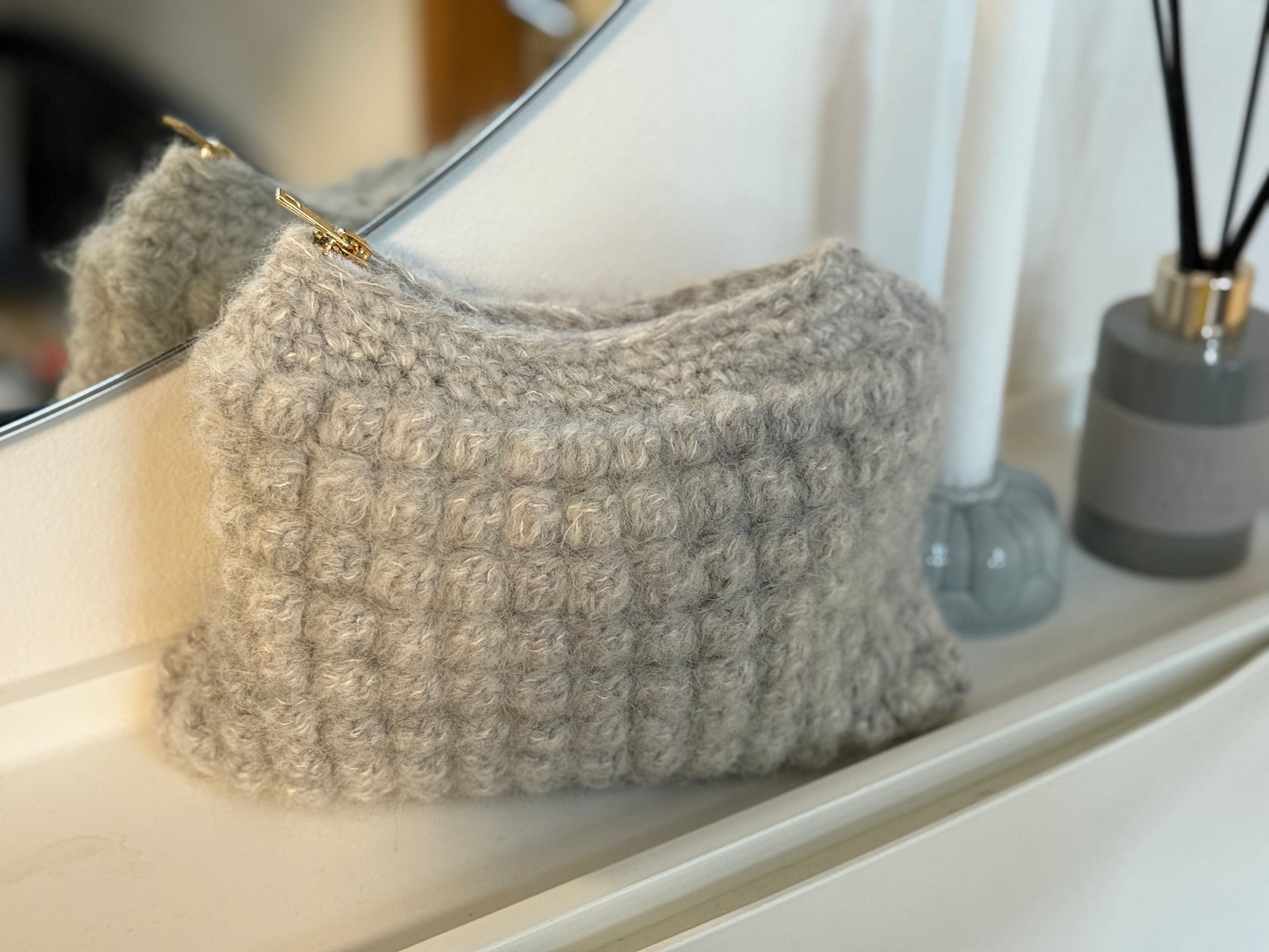 Maxi Bubble Bag, Gray
